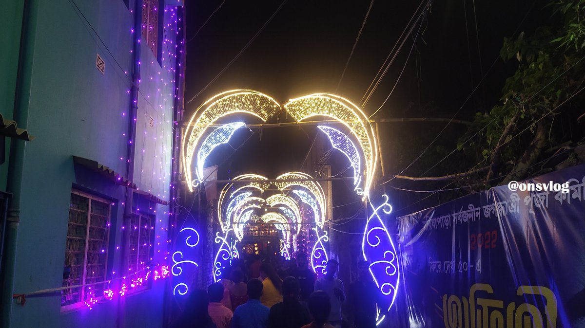 unique light decoration chandan nagar jagadhatri puja tour place sarisa para
#SarisaParaJagadhatriPuja
#ChandannagarJagadhatriPuja
#LEDFlowerLights
#ChandelierLights
#LaserLights
#FloatingLights
#FestiveVibes
#BengaliFestival
#TravelIndia
#WestBengalTourism
#IncredibleIndia