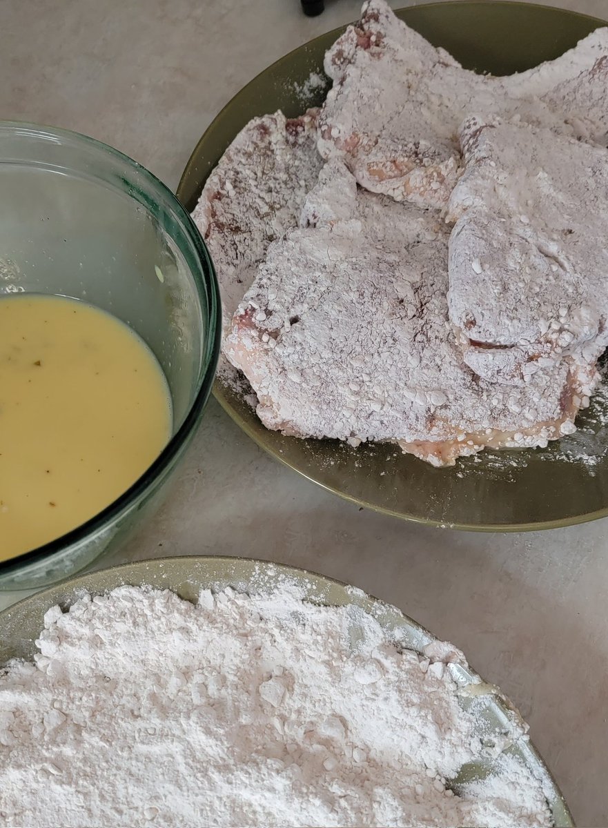 MBMNoles's tweet photo. I don't know what ya'll are eating today, and tonight, but me and mine are eating well on this Wednesday...
#southerngoodness ππ https://t.co/sAEjPqehFg