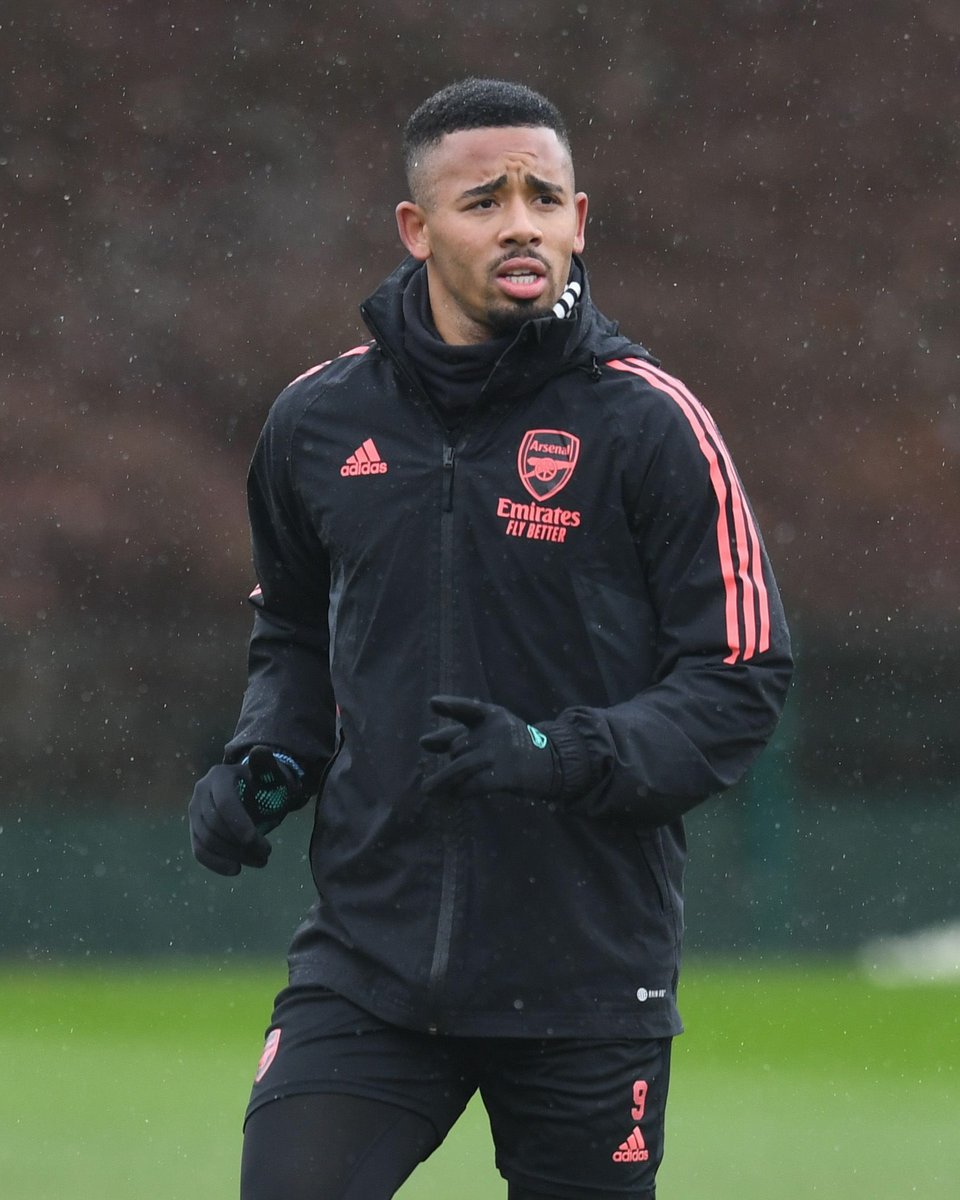 EuropaLeague's tweet photo. 🔴 Look who's back... 👀

@Arsenal || #UEL https://t.co/lmwsT1jMfB
