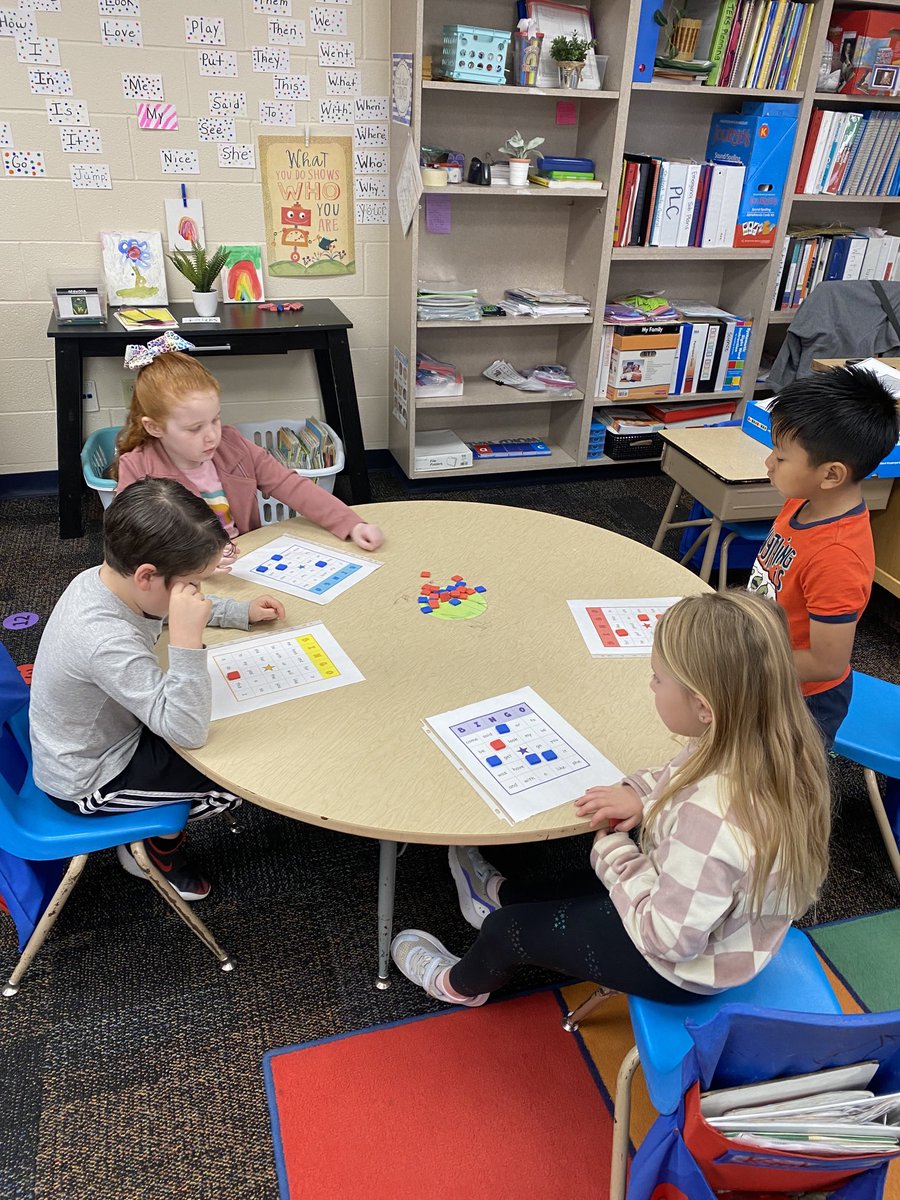 RuskPatriots's tweet photo. Out kinder scholar are practicing their high frequency words with a BINGO game this morning. ⁦@Midland_ISD⁩ ⁦@DrSDHoward⁩ https://t.co/ScZukK5bnQ