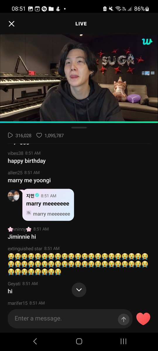 vanteahead's tweet photo. JIMIN 😭🤏🏻 https://t.co/7JjaPEHWAF