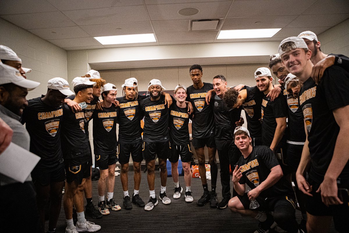 NKU Men's Basketball ๐ (@nkunorsembb) on Twitter photo How we ๐๐๐๐๐๐ก๐, ๐ก๐ข๐ฅ๐ฆ๐ ๐ก๐๐ง๐๐ข๐ก?!? ๐
<a href="/NKUNorse/">Northern Kentucky Athletics</a> | #NorseUp How we ๐๐๐๐๐๐ก๐, ๐ก๐ข๐ฅ๐ฆ๐ ๐ก๐๐ง๐๐ข๐ก?!? ๐
<a href="/NKUNorse/">Northern Kentucky Athletics</a> | #NorseUp