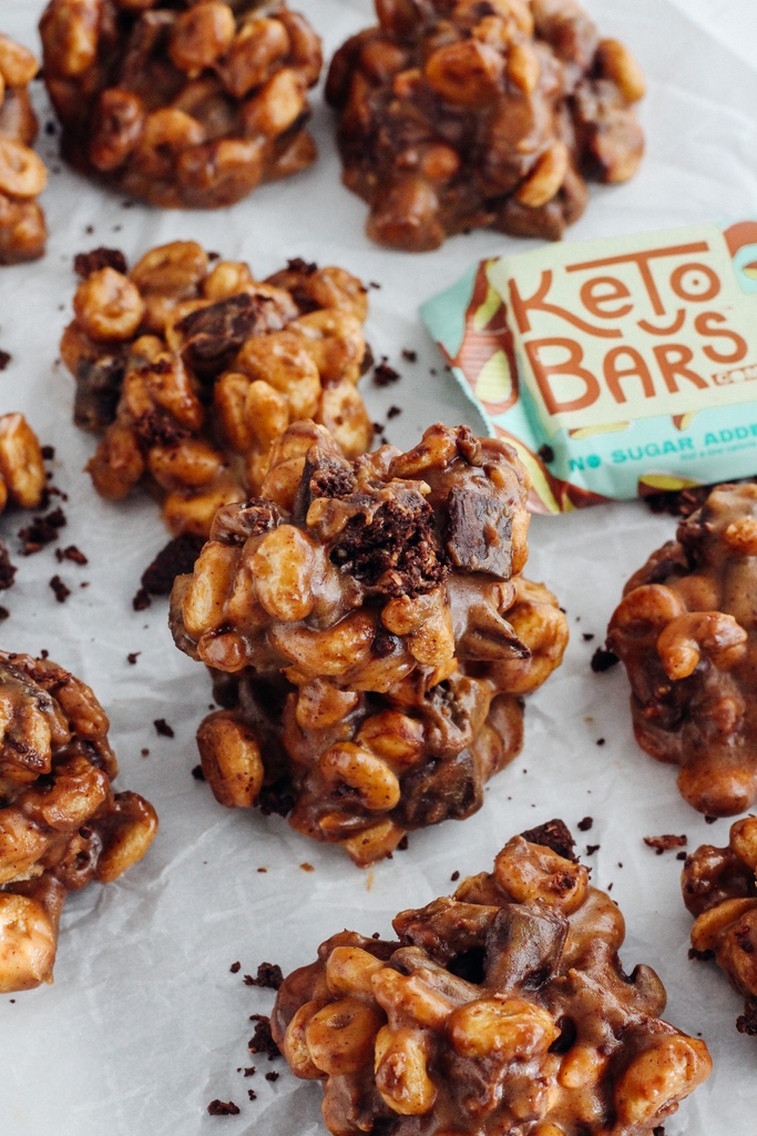 perfectketones's tweet image. It's #NationalPeanutClusterDay, so obviously, the only way to celebrate is with these easy #nobake Peanut Butter Pumpkin Spice Cereal Clusters!⁠🤩
⁠
These #lowcarb #ketofriendly bites are kid-friendly and #ketoapproved.🥜

RECIPE👇⁠
instagram.com/perfectketo