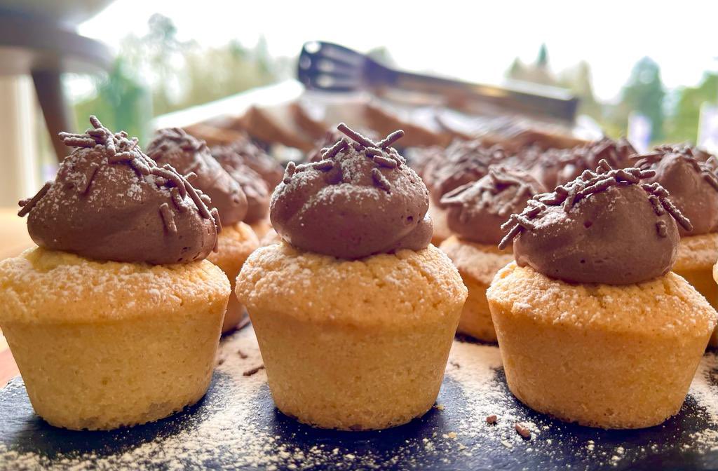 HolroydHoweLadyBarn tweet media