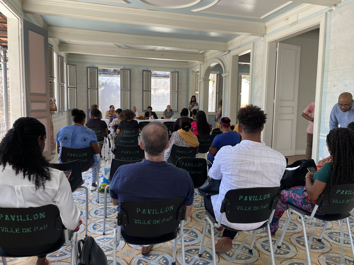 La conférence de <a href="/UjaGuadeloupe/">UJA Guadeloupe</a> sur l’égalité femme-homme démarre avec <a href="/LatchanLaura/">Laura Latchan</a> à l’occasion de la #8MarchWomensDay ! Un magnifique panel pour répondre à toutes nos interrogations !