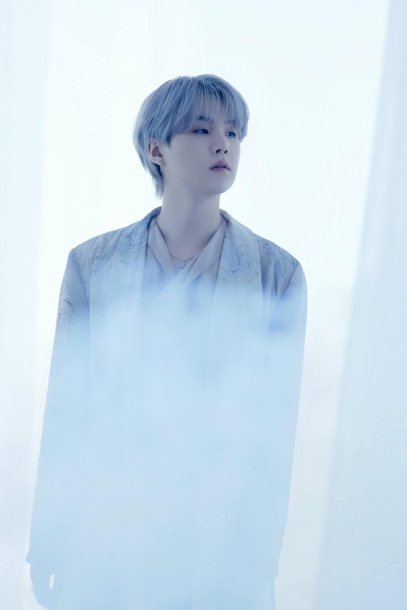bw1ngle's tweet photo. #HappyBirthdaySUGA @BTS_twt Không nói nhiều nhưng mà yêu anh rất nhiều nha 💜 Yoongi marry me https://t.co/jckow22GSU