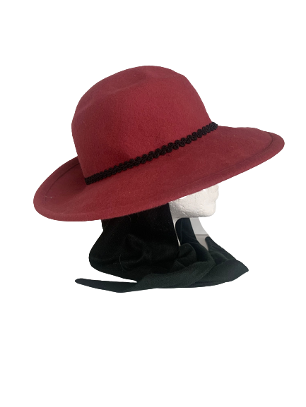 rileybella123's tweet photo. Wide Brim Wool Felt Scarf Hat https://t.co/mwzQ4wNrpz via @Etsy #hats #vintage #etsyfinds #sustainablefashion https://t.co/mIXqEHo3eD