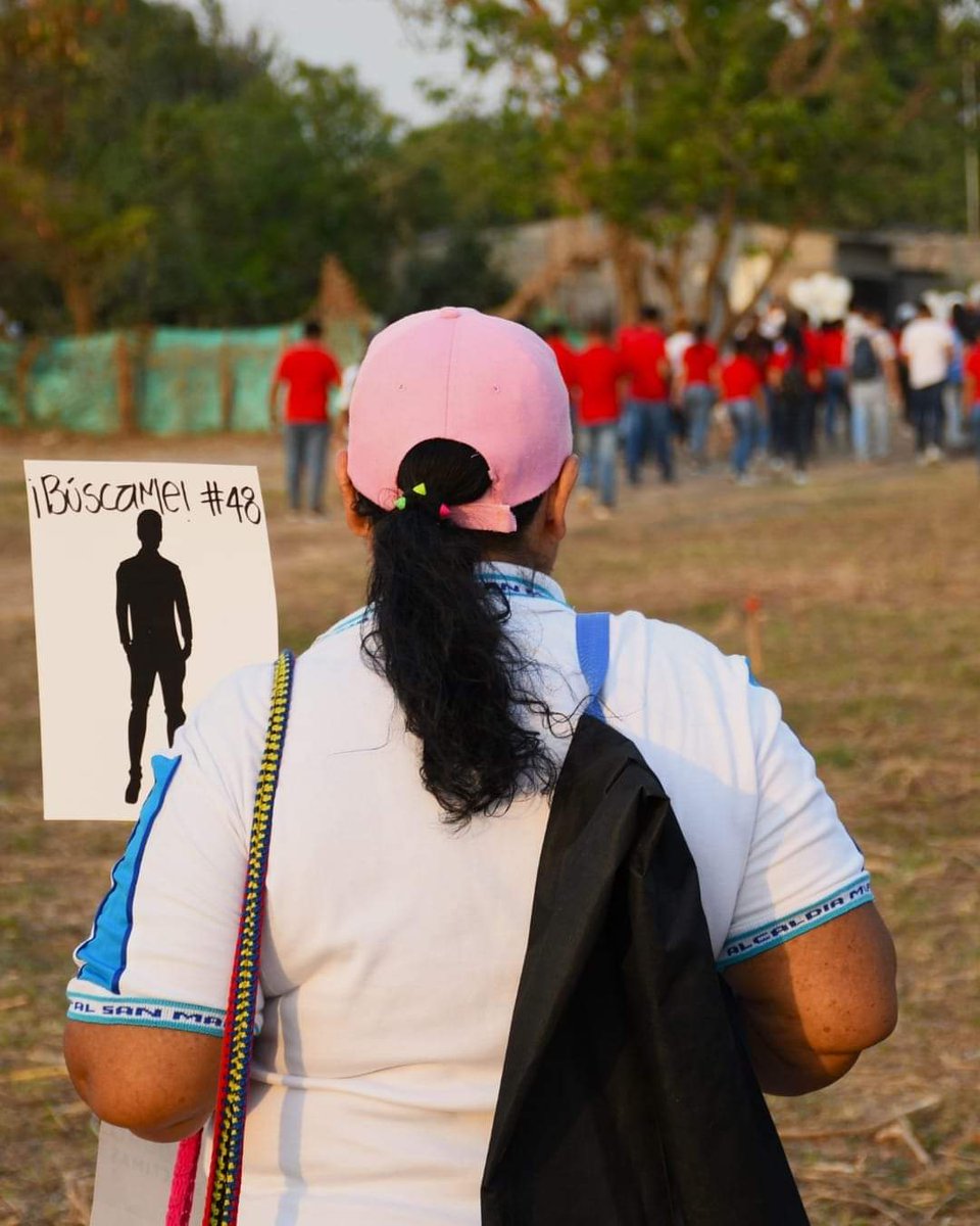 PAXenColombia's tweet photo. 1/5 📢#PaxInforma|#PaxCesar. Equipos forenses de la UBPD han recuperado 51 cuerpos que podrían corresponder a personas dadas por desaparecidas en el marco del conflicto armado, ubicadas en el Cementerio Alterno de El Copey, Cesar. Abro 🧵 https://t.co/QFJ7FF7VIP