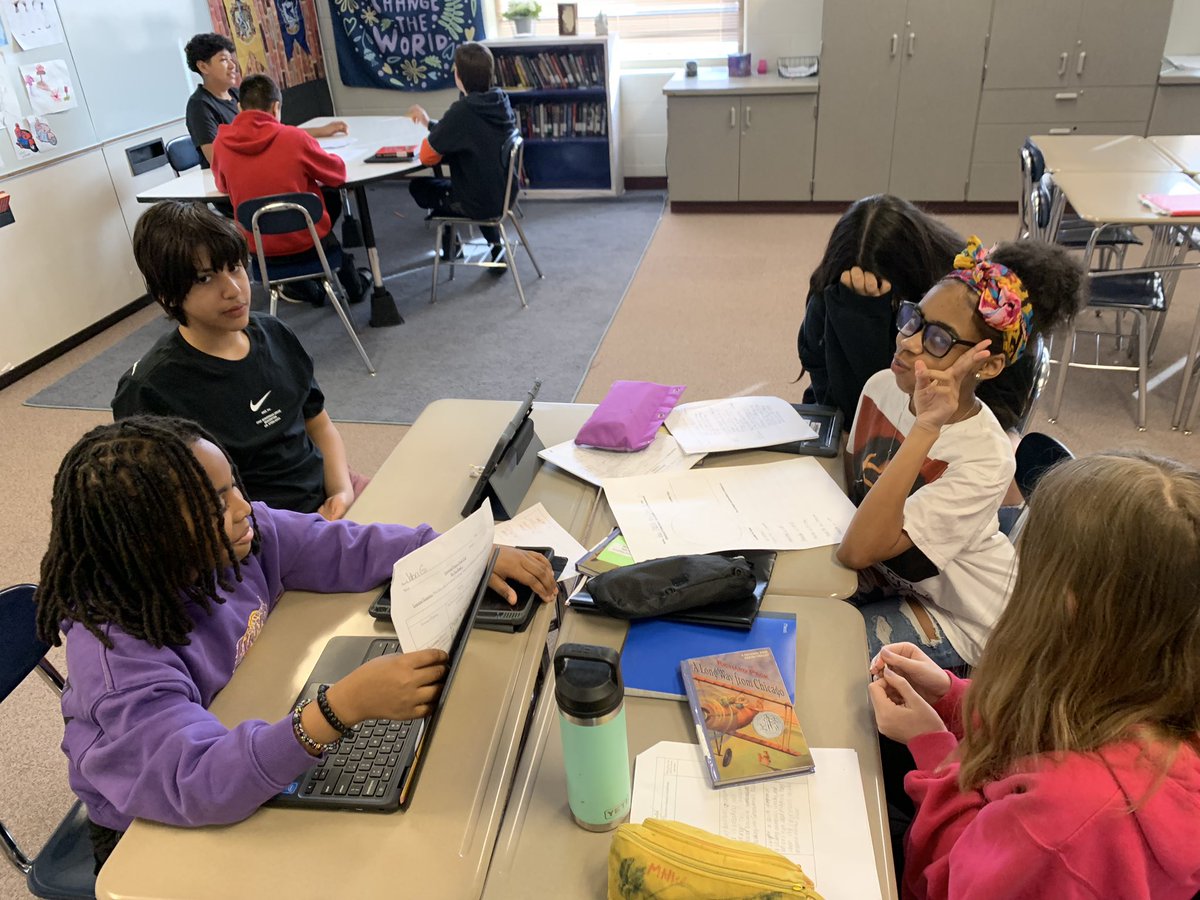 MsTestaSilver7's tweet photo. Started our second book club meeting this week! Students are working in their groups to identify the different conflicts and create a pie chart to display the conflicts.#twisterpride #7silvershine https://t.co/qz6LDGUdFN