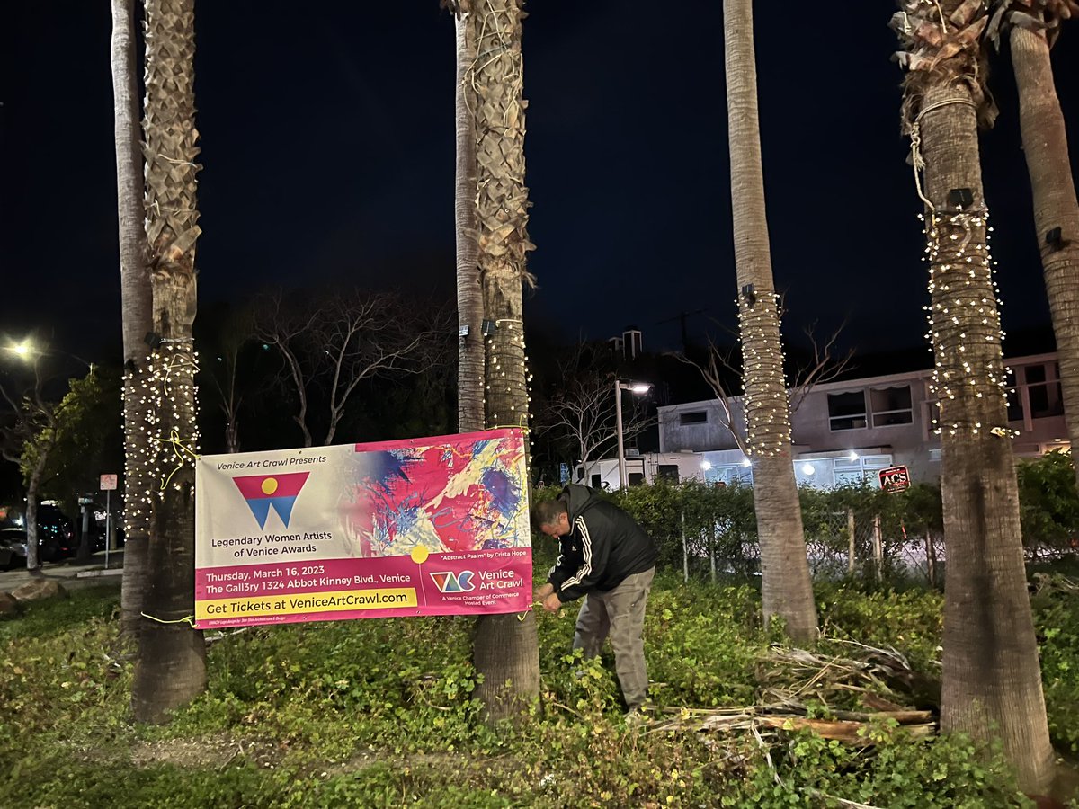 SBak007's tweet photo. Prepping for a amazing Venice Art Crawl event next week -  the Legendary Women Artists of Venice Awards. Get tix now or buy one for a artist in your life of the community. #WomensHistoryMonth #Venice  #girlpower #seeJane #Artists @VeniceChamber https://t.co/7CgN7OOOpb