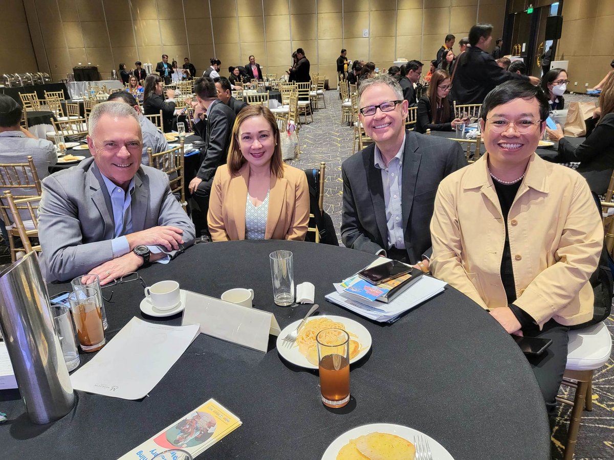 iamjemm's tweet photo. Thank you, Dear Partners! ❤️
#partnershipmeeting
#socmob https://t.co/YyJ0d2laVw