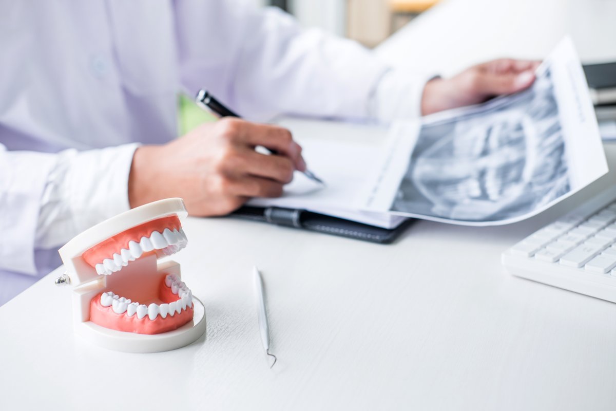 americanmedtech's tweet image. Do you want to help celebrate #DentalAssistantsWeek, but aren't an RDA? As a health professional, you know many things affect oral health. Learn more about dental topics this week with our Patient Medical Conditions that Affect Dental Treatment course! 

ow.ly/UvE950NaScW