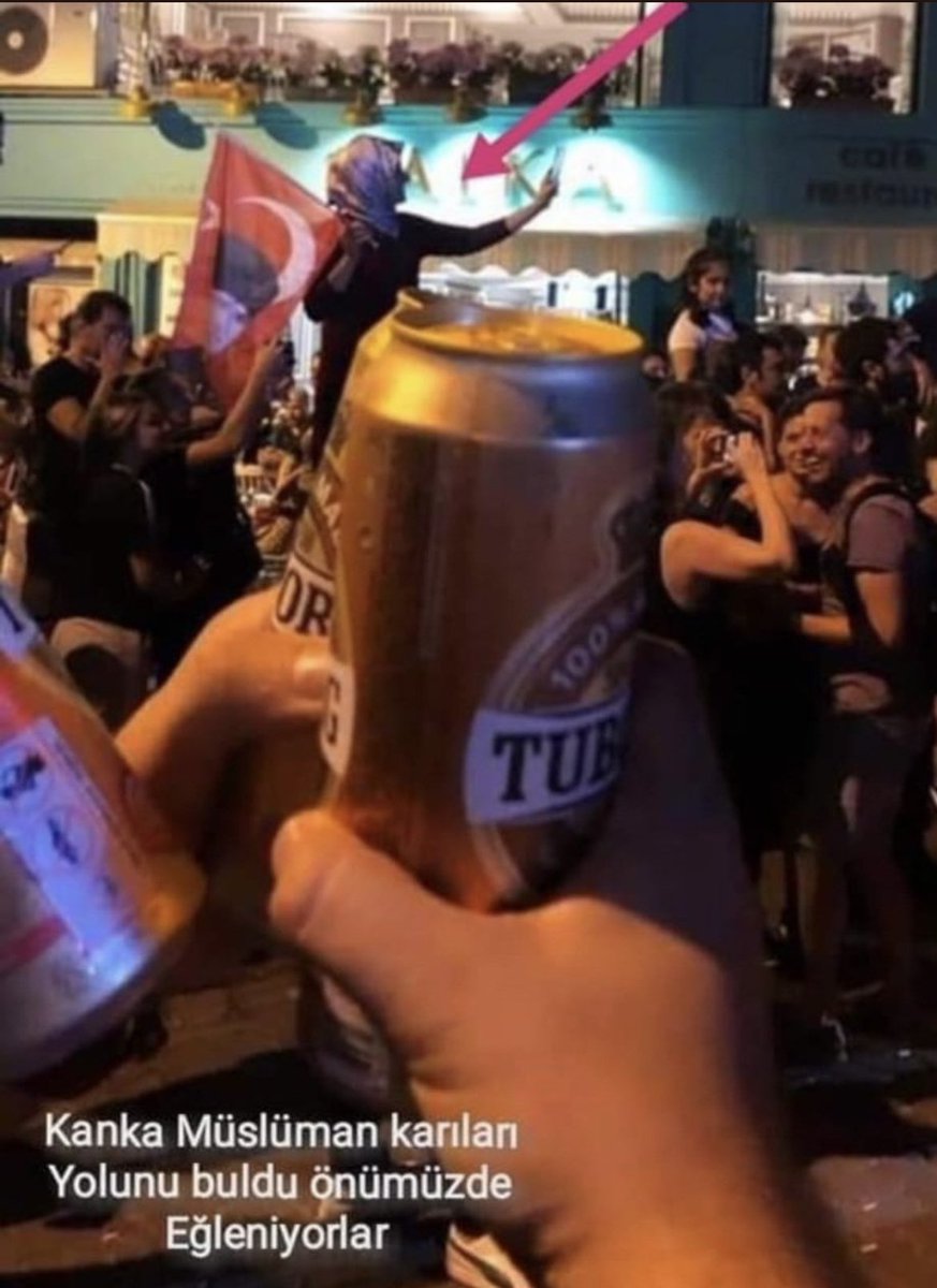 Chpli bir gencin ağzından “yolunu bulan türbanlı bir müslüman kadın”