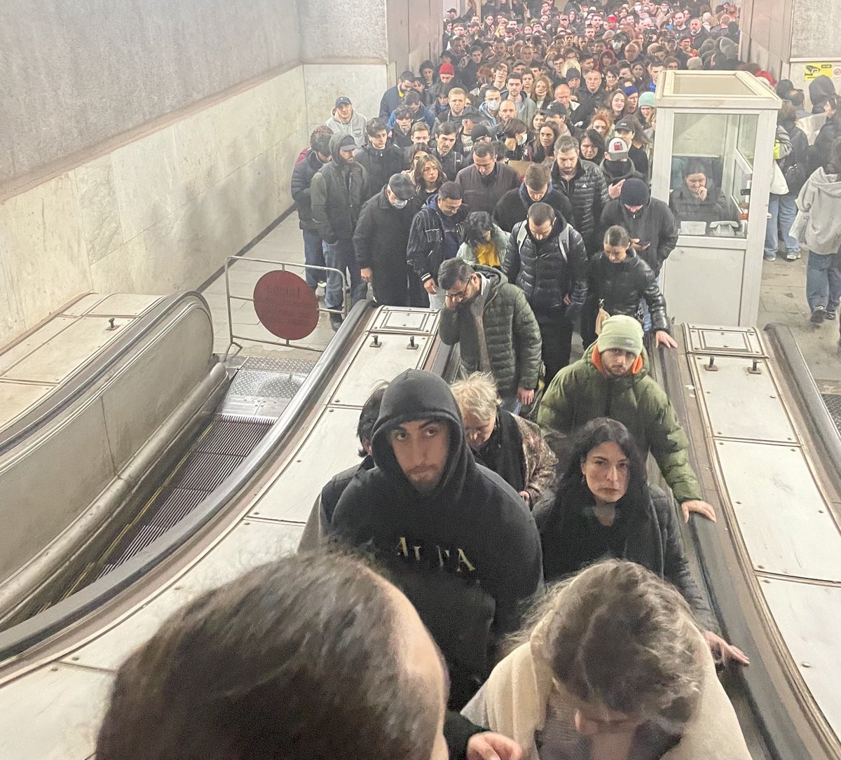 revishvilig's tweet photo. Crowded #Tbilisi subway right now. People are gathering on Rustaveli avenue to continue protest against the Russian-style law and pro-Russian govt. Georgia is Europe 🇬🇪🇪🇺 https://t.co/LtXhehH3iZ
