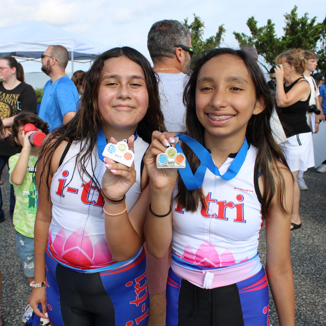 i-tri Girls tweet media