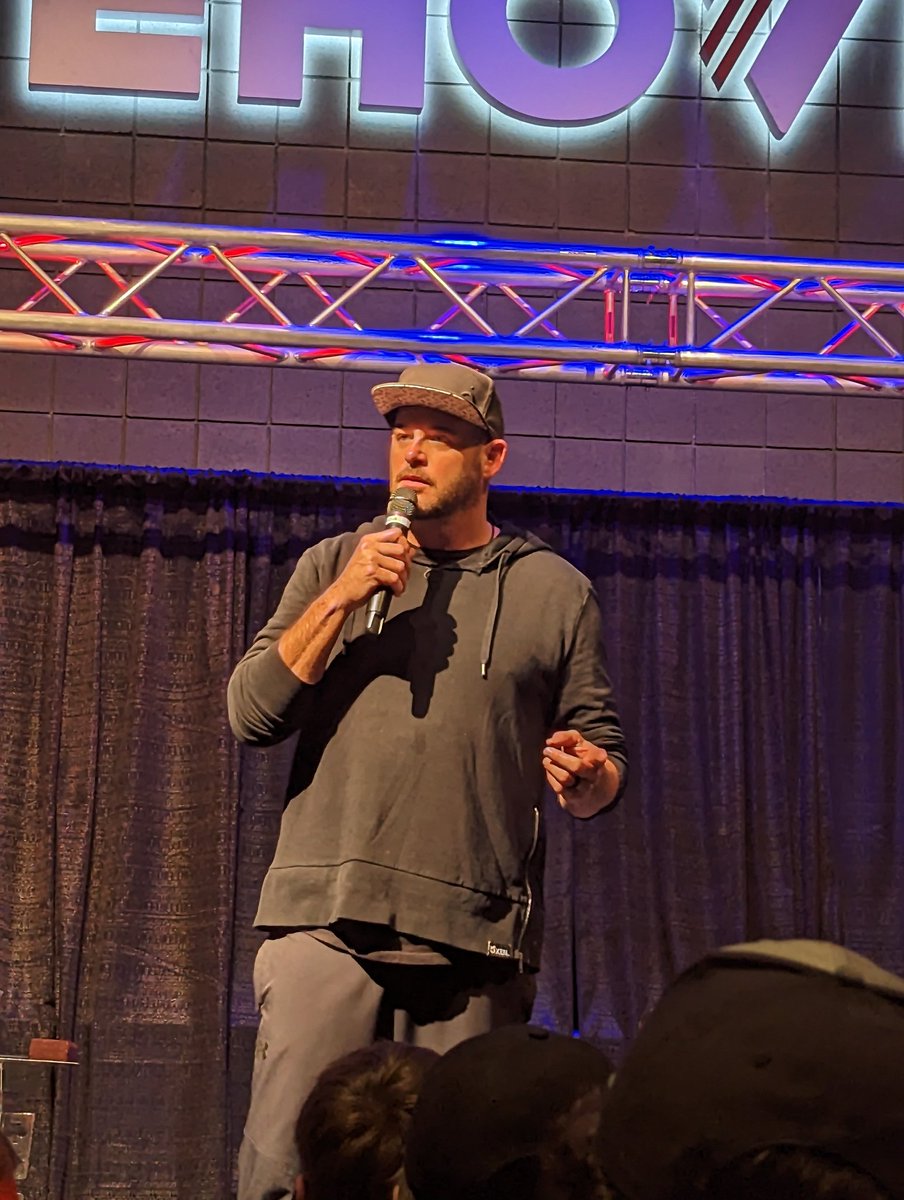 EHOVEct's tweet photo. Part 2 of 2 Drug free leader speaker illusionist talked to us about mental health and the illusions and lies we see in our lives #EHOVEvips #3seconds https://t.co/G39gZOAGyV