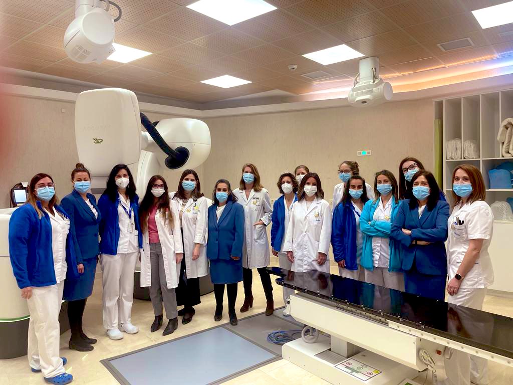 Servivio de Radioterapia y Unidad de Física Médica del Hospital Ruber Internacional. Feliz día de la mujer!! #8DeMarzo