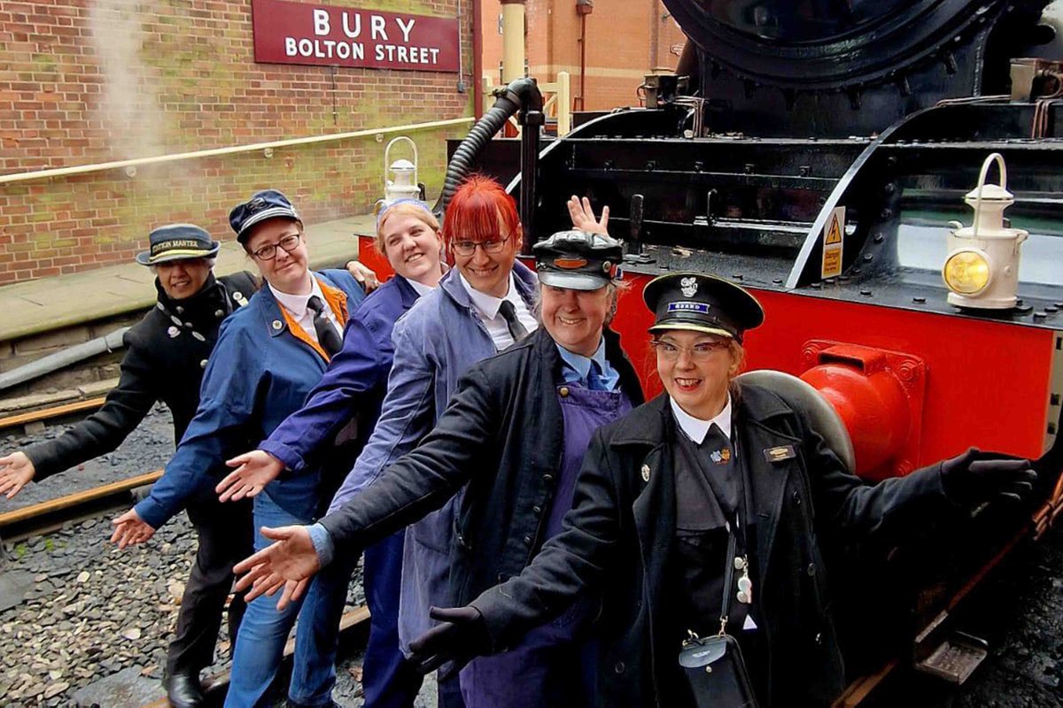 eastlancsrly's tweet image. We’ve had a great #InternationalWomensDay with @National Railway Museum and the Flying Scotsman.

Well done to today’s crew Chandra, Linda, Steph, Charlie, Beth and Leslie!