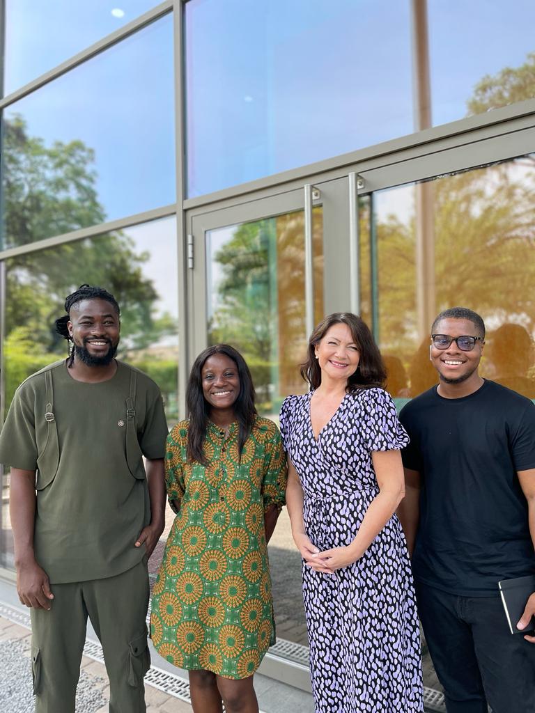 NorwayAmbGhana's tweet photo. Thrilled about 3 days of displaying 3 talented and inspiring 🇬🇭artists at the upcoming #3DecadesAroundTheSun exhibition! 

So happy for @AwoTsegah, @Kwvmekyei and @Vincipeprah⭐️Also a big thanks to @FCA_Ghana for great curatorial support! 

We are ready, are you? ☀️ https://t.co/8ijuxWoZwr