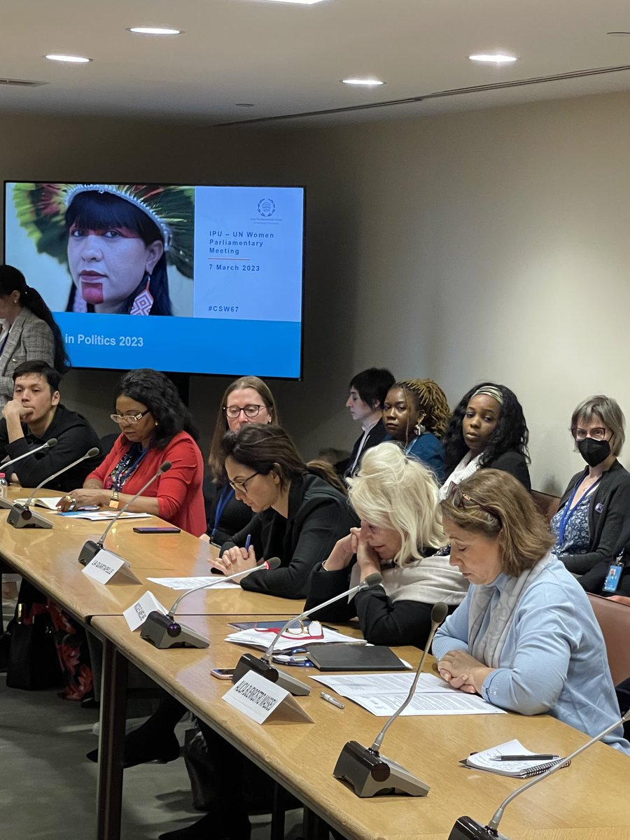 Panel discussing women in politics in various countries. Mexico has achieved gender parity in both levels of government. It was a lot of work getting there. ⁦<a href="/NS_nurses/">The NSNU</a>⁩ ⁦<a href="/CFNU/">Canada's Nurses</a>⁩ ⁦<a href="/CanadianLabour/">Canadian Labour</a>⁩ #uncsw67