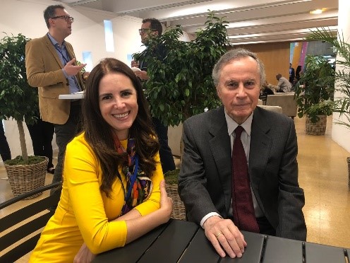 DelegamexUNESCO's tweet image. Saludamos a @ElisaGuerraCruz , fundadora del Colegio Valle de Filadelfia, quien, como Miembro de la Comisión Internacional @UNESCO_es "Futuros de la #Educación” realizó importantes aportes para replantear el rumbo de los sistemas educativos hacia 2050.
#FuturesofEducation