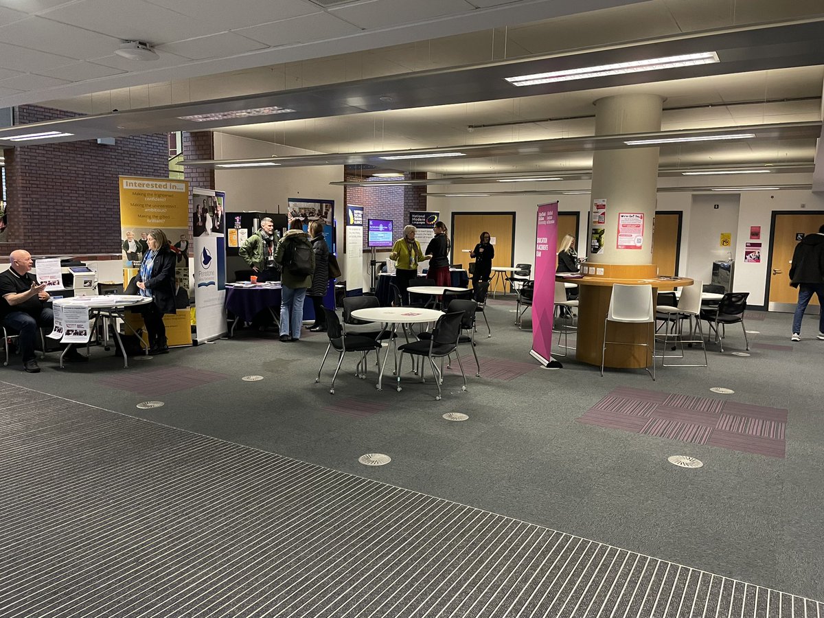 SSELPschdirect's tweet photo. We are here for the SHU post graduate event! Come and see us at Charles Street until 7pm @SHUEducation #getintoteaching https://t.co/SLqifB7yOF