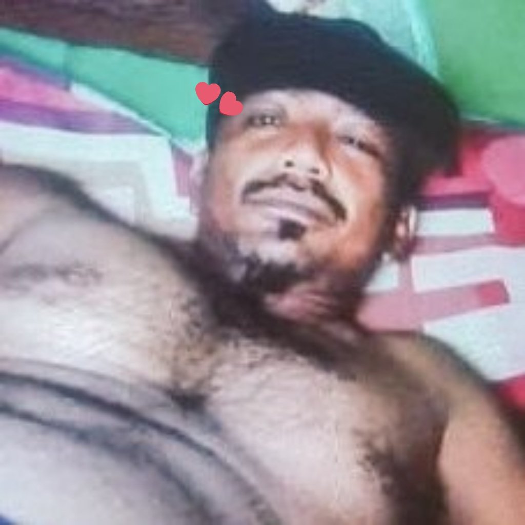 JKeringg's tweet photo. sentiasa menjadi khayalanku bila ingin ngocok 
#daddyku #gaylokal #bapakberbulu #gay https://t.co/ZxtNetXq30