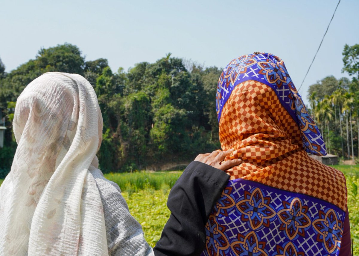 On #IWD LAW is proud to work w/ Shanti Mohila, a group of brave Rohingya women who embody female leadership demanding international justice for the horrific violence inflicted upon them & their families in Myanmar. They are our fearless champions of justice.