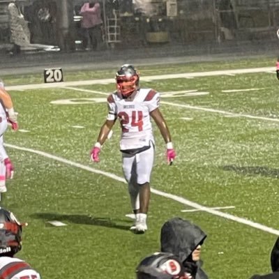 Meet Class of 2024 Bremen @graydotfootball RB/LB @KeshawnHunt3 Keshawn Hunt who filled out the new EDGYTIM Top Player survey. Get noticed today right here and meet this latest name to watch edgytim.rivals.com/news/meet-2024…