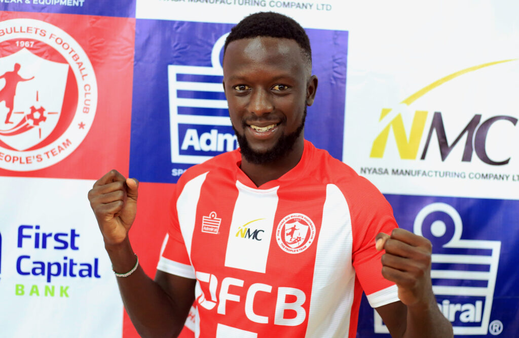 Nyasa Big Bullets unveil two new signings.

ducorsports.com/frunt/post_det…
