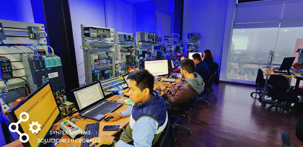 SyntexSystems's tweet photo. 🏭 Centro Especializado de Automatización. (SIEMENS - ALLEN BRADLEY).
#syntexsystems #onlinetraining #plc #siemens  #allenbradley #rockwellautomation #automation #cursosdeplc #motioncontrol  #Tesla #Gigafactory #Monterrey #NuevoLeon #Automotive #TeslaNuevoLeon #GigaMexico https://t.co/gKIaqRcvRq