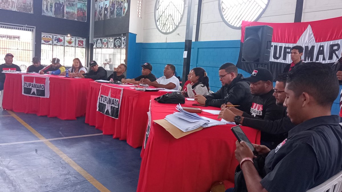 Con la entonación de nuestro himno #TUPAMARO inicia Secretariado Municipal Ampliado en <a href="/mrtlinaresofic/">𝐓𝐔𝐏𝐀𝐌𝐀𝐑𝐎 𝐋𝐈𝐍𝐀𝐑𝐄𝐒</a> con la presencia de nuestro Responsable Político del Bloque <a href="/DavidTupamaro/">David Aguilera</a> y Dirección Regional Operativa. 

¡Venceremos!

#ChávezFeminista