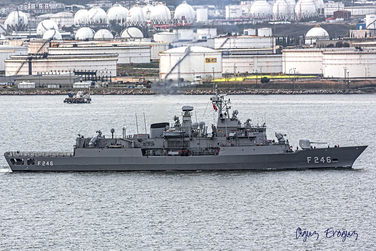 OguzEroguz1's tweet photo. #TurkishNavy's #BarbarosClass #MEKO200TN Track IIB #frigate #TCGSalihreis #F246 #GururluGeçmişGüvenilirGelecek https://t.co/7jwK8v7cLm