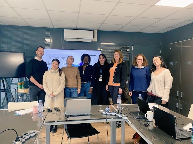 Comment utiliser les réseaux sociaux pour attirer de nouveaux candidats? " merci à <a href="/PinguetCpinguet/">Pinguet Céline</a> de nous avoir apporté des réponses ! Utiliser les réseaux est aujourd'hui essentiel pour travailler sa #marqueentreprise.  #recruterautrement #poleemploi #seclin #communication