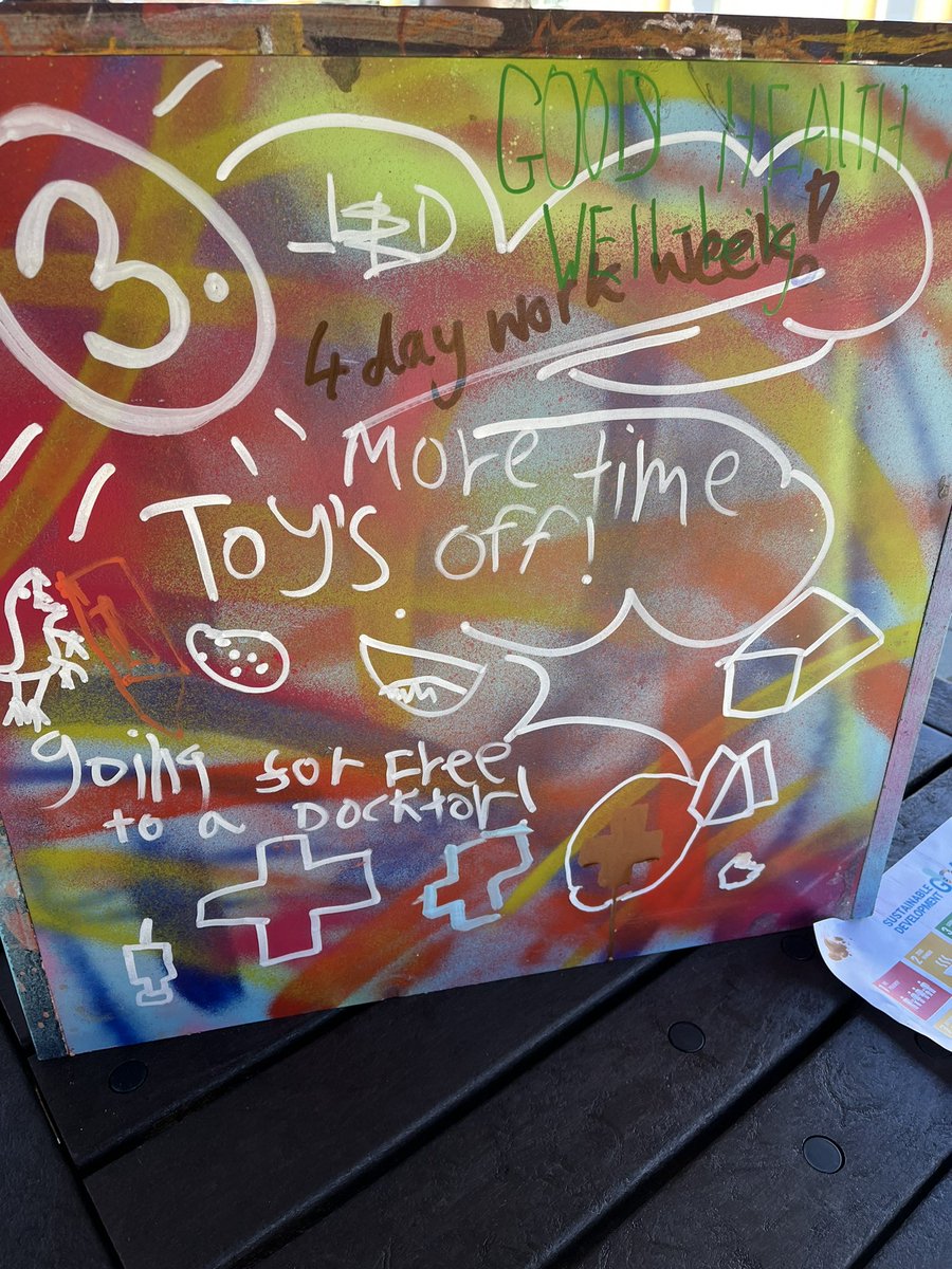 caroline tweet media