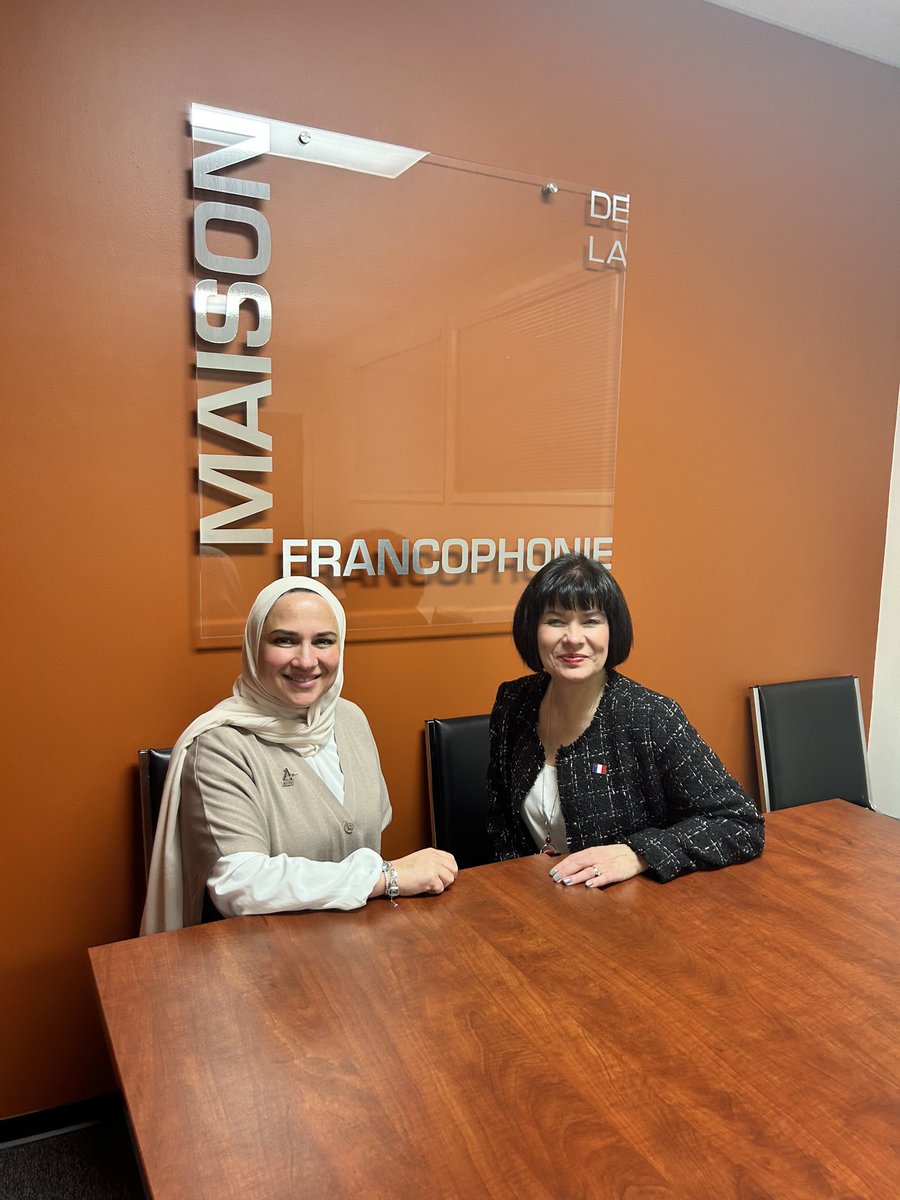 GinettePT's tweet photo. L'@AFFCfemmes regroupe des femmes de tous les horizons. Leur objectif : mettre en valeur la contribution des femmes francophones &amp; acadiennes. Aujourd'hui, je leur dis merci. Grâce à votre travail, la voix des femmes francophones est entendue.  #JourneeDesDroitsDesFemmes https://t.co/LyH6GZn9gA