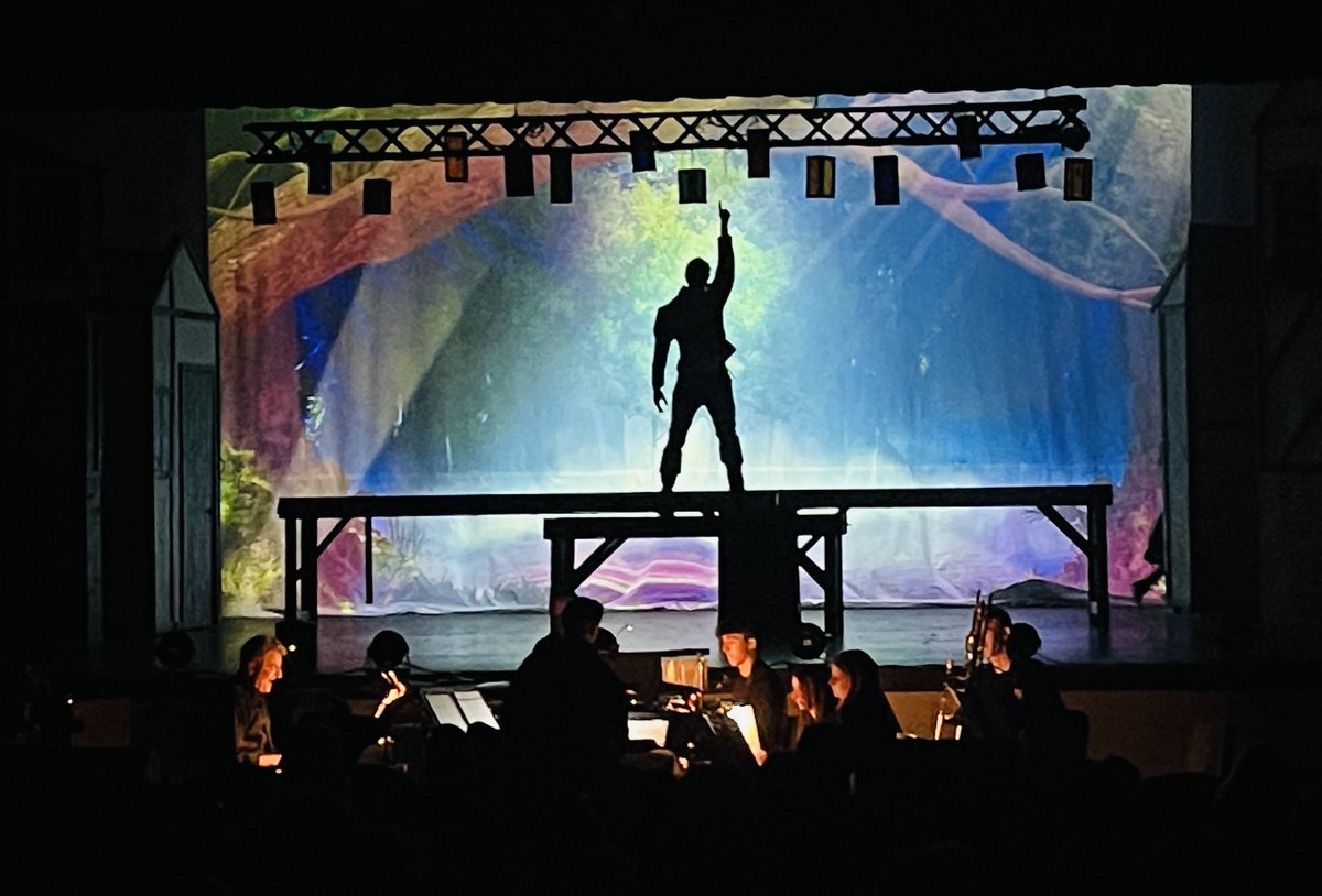 jvdcal08's tweet photo. Parting is such sweet sorrow! But don’t worry, come see us tomorrow! https://t.co/QJLVY6ZGOq 🎟️ @wmthsart @wmhs_theatre @Sharonawest06 @WMTHSPrincipal https://t.co/3R2giQI8X2