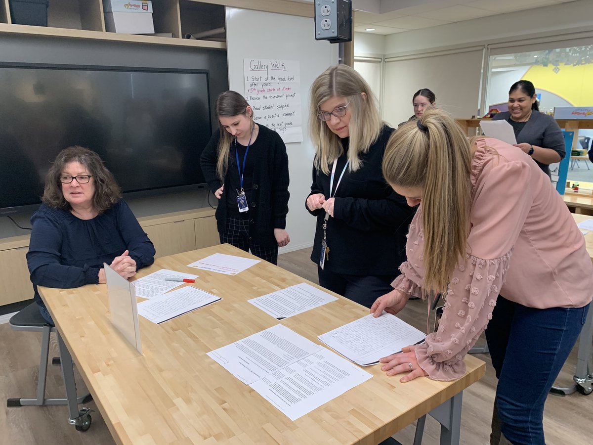 Carmela Troyer tweet media