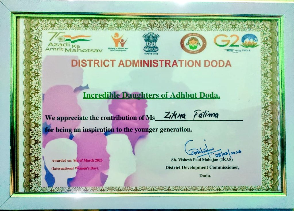 _shieldtkd_'s tweet photo. Our #athletes felicitated by Worthy Deputy Commissioner Doda #InternationalWomensDay 
Thank you so much sir for your kind support 🙏🙏🙏
@vishesh_jk 
@JKSportsCouncil https://t.co/rPxfLmYWbO