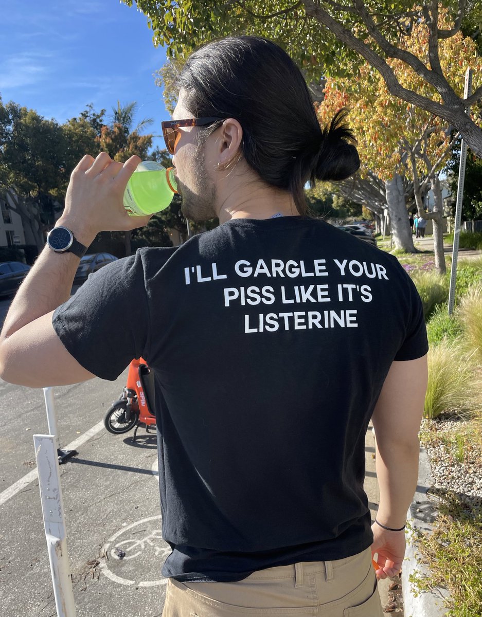 shirtsthtgohard's tweet photo. https://t.co/NfPmp10WIk