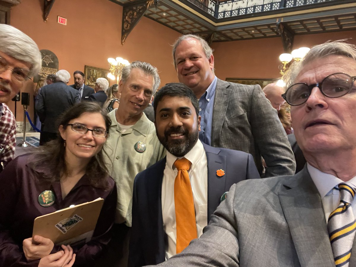 EisenhauerClin2's tweet photo. The IRV/RCV Coalition at the SC Statehouse yesterday in support of H4022. Very productive day on behalf of ALL SC voters. #RCV #SCFWD #BetterBallotSC https://t.co/dklfwjrkuQ