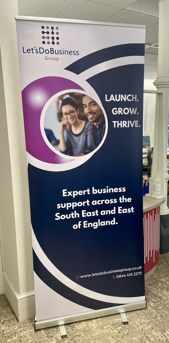 Lisay1307's tweet photo. Celebrating #IWD2023 @hastingslib @ldbgroup @LocateESussex fantastic workshop, networking &amp; showcasing local #FemaleFounders thanks to @Rooconnects @AshdownHurrey for their support. https://t.co/jdcvKFIdgz