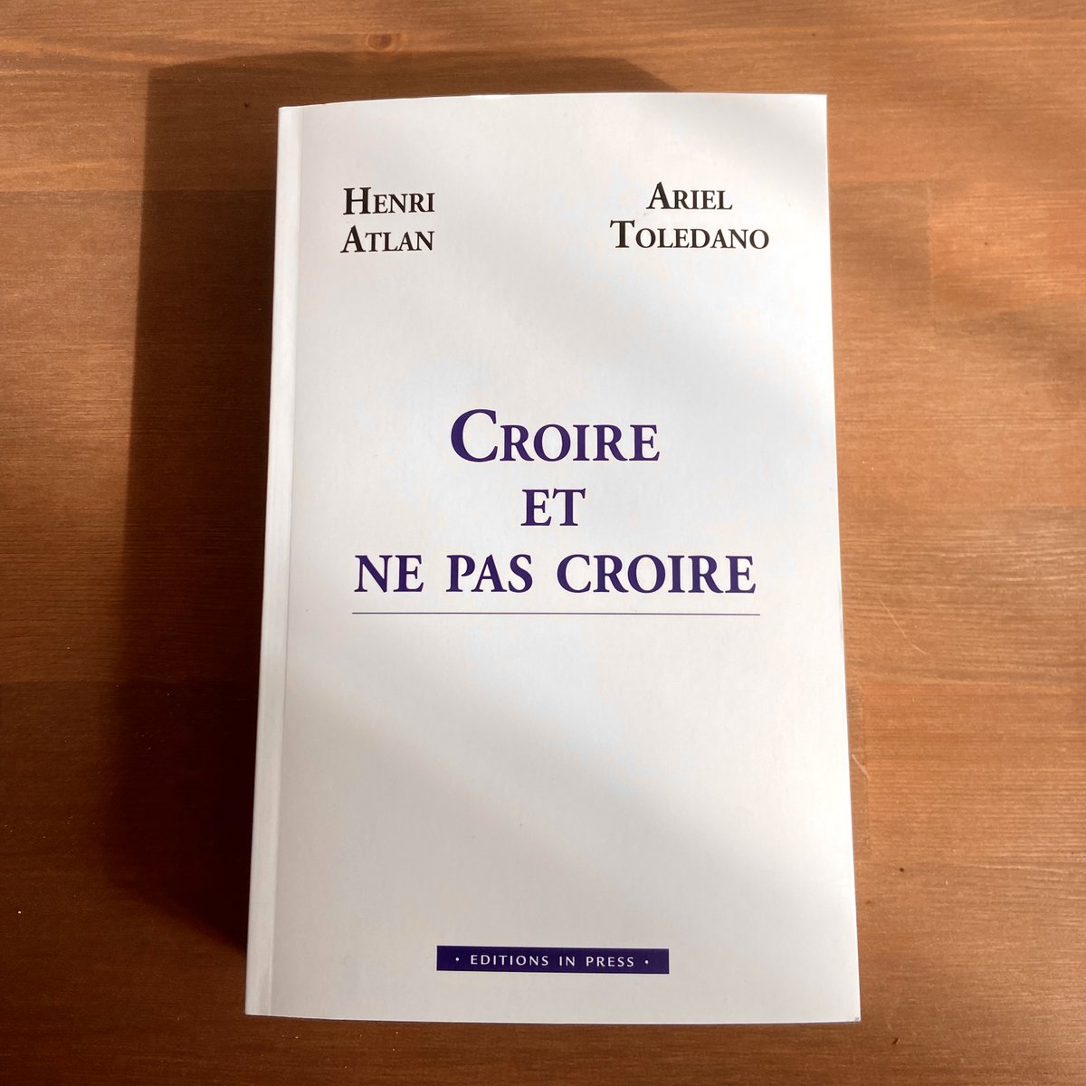 LIVRE ÉVÉNEMENT :
CROIRE ET NE PAS CROIRE d’Henri Atlan et <a href="/ArielToledano/">Ariel Toledano</a>. Plongez au cœur d’une correspondance inédite entre un philosophe et un médecin autour de la croyance, la culture et l’identité. Un ouvrage à découvrir en librairie et sur inpress.fr/livre/croire-e….