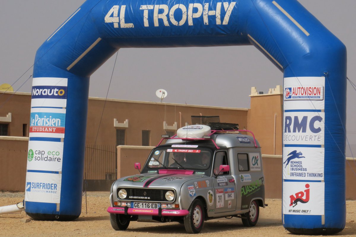 datanaute's tweet image. 𝗤𝘂𝗲𝗹𝗹𝗲 𝗮𝘃𝗲𝗻𝘁𝘂𝗿𝗲 𝗵𝗼𝗿𝘀 𝗻𝗼𝗿𝗺𝗲 !
Merci @4L_Trophy 🙏
—
Depuis 2015, Datanaute accompagne l’équipe du #4ltrophy sur le terrain pour répondre à ses besoins internet au coeur du désert désert.  🏜
#wifievent #event #internet #evenementiel #4ltrophy