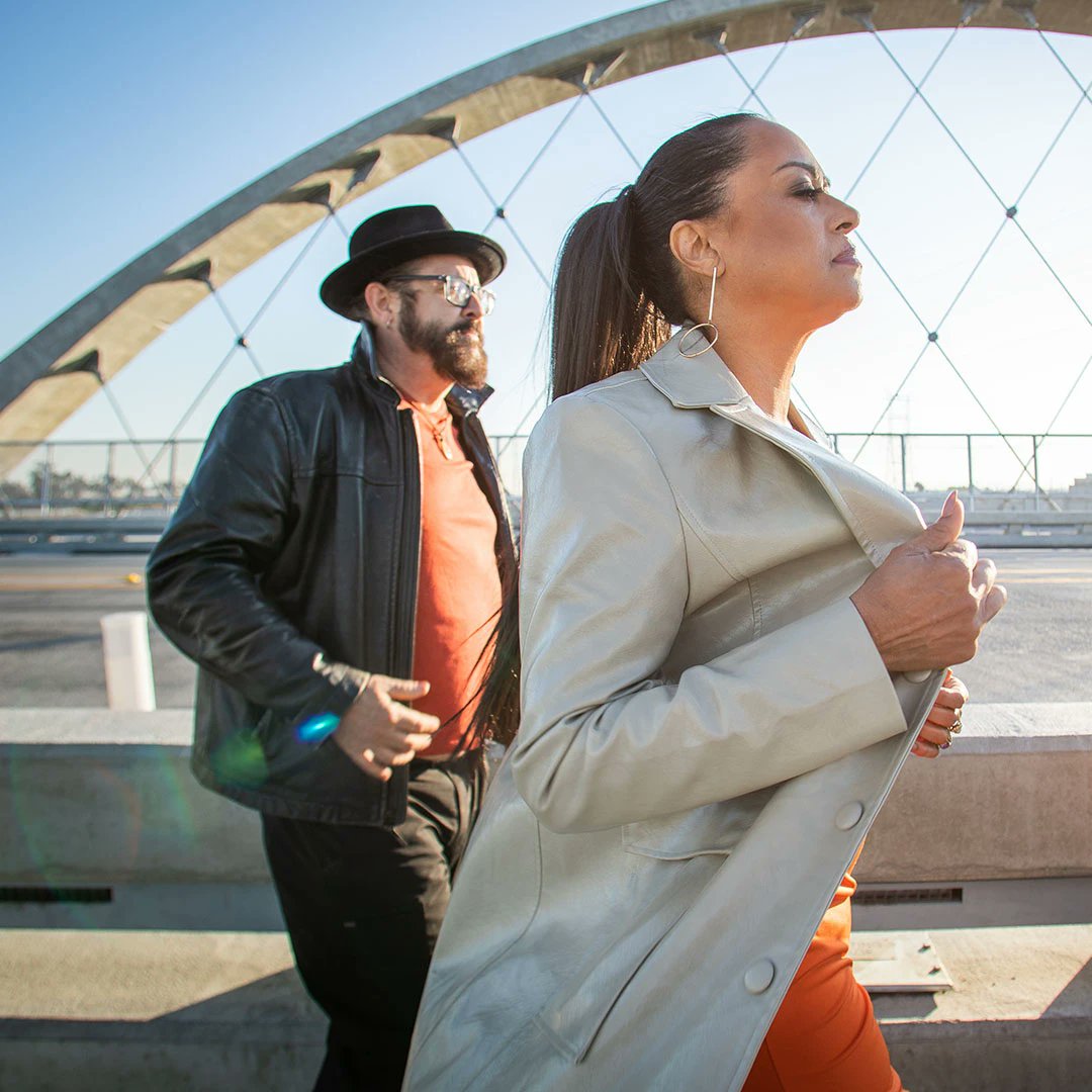 sbleisure's tweet photo. Walking with purpose...Time to hit the road. "22" Out now! Download, Stream it, or purchase the vinyl. https://t.co/jFm5R46Hgt
📷 @melhummel  Art Direction: @pixtweak
.
.
.
#editiorial#newalbum #photography #supremebeingsofleisure #newrelease #band #vinyl... https://t.co/if5um03ohb