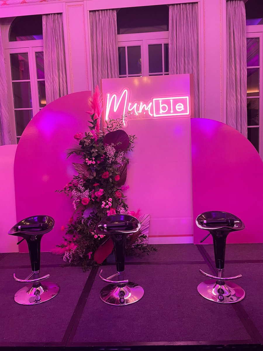 CharterhouseSch's tweet photo. Charterhouse entrepreneurs Louis, Luca and Nadia launch 'The FreeFlow Project' on International Women’s Day. The project was featured at the Mumble Forum gala at the Mandarin Oriental in London last night.
Read more here: https://t.co/VslHlVubhH
#embracequality https://t.co/zJilO1hdWv