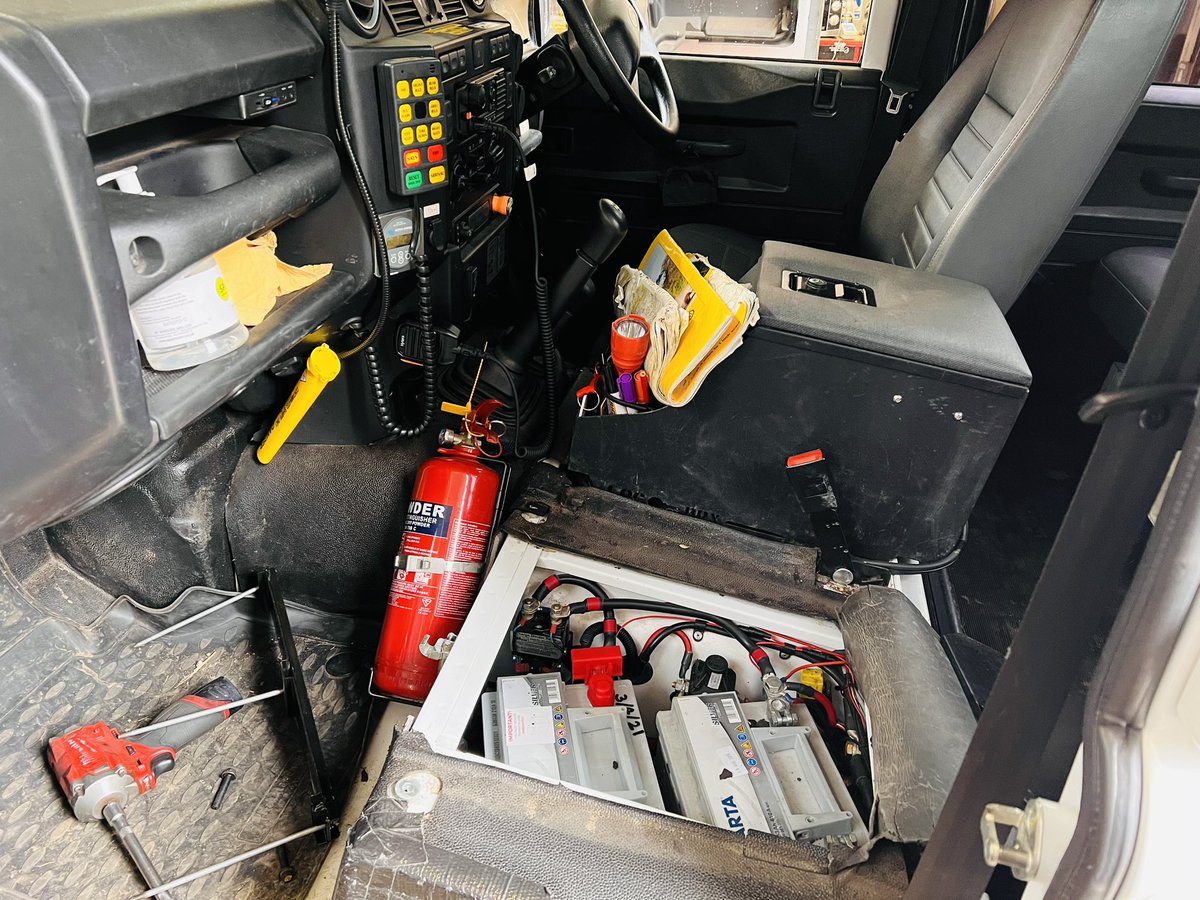 Auto_Lass's tweet photo. Battery replacements on OM1 &amp; OM2 OMRT’s Land Rover ambulances yesterday &amp; today. Good timing I’d say, ready for the wintery weather. Thank you for all that you do #OMRT 👏🏻💙 https://t.co/hczUDRUAzv