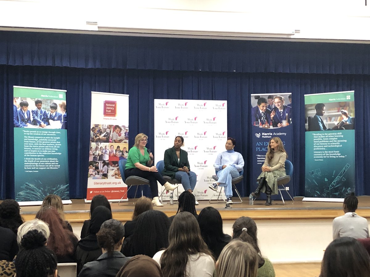 PeckhamAcademy's tweet image. An amazing #InternationalWomensDay panel discuss being a woman in the workplace. 
@LancomeUK @amberivatt @melissacogavin @KeeksReid @SophiaThakur @madferrit101 

Happy #InternationalWomensDay to all!