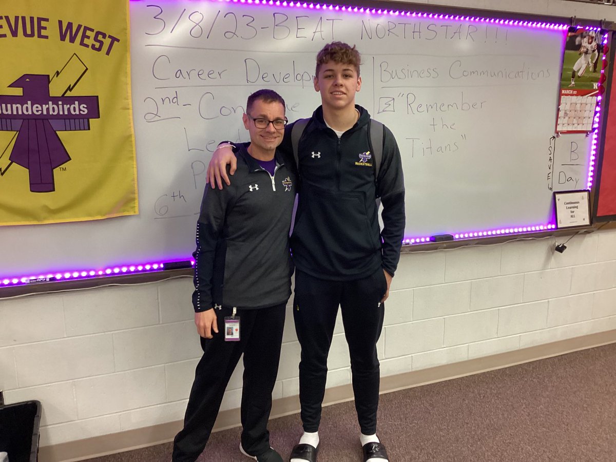 Mr_Huseth's tweet photo. Good luck to these guys and all of ⁦@TBirdBB⁩ as they go to state. A state championship was always the goal, but now an undefeated season and a chance to become one of the best teams in state history awaits. Go be great, and make history! 🏀🏆🥇 https://t.co/ky9dPFdciS
