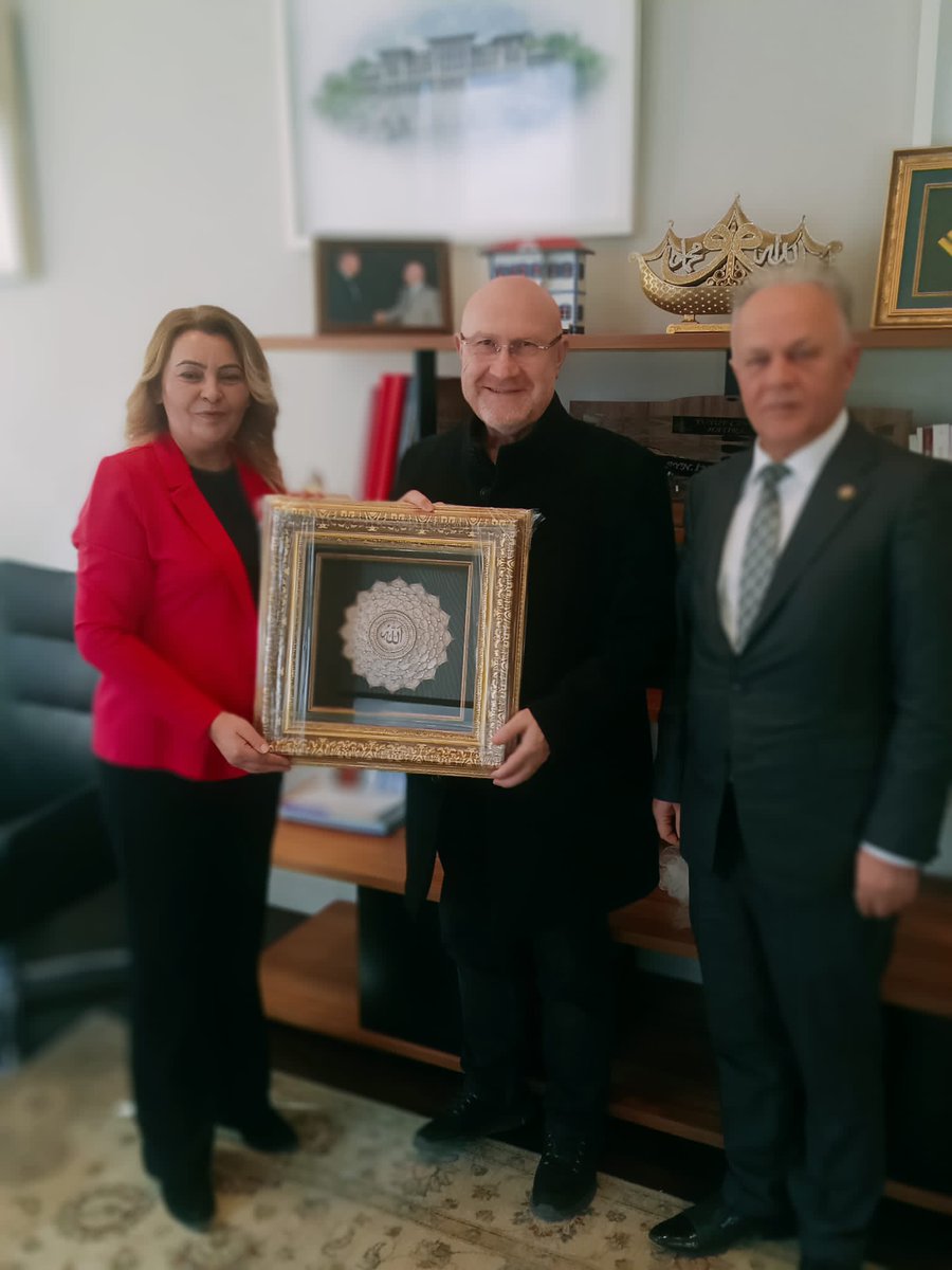 MEUS-FED OLARAK sunduğumuz raporumuz 07.03.2023 tarihinde Cumhurbaşkanlığında toplantı yapılarak konu üzerinde görüşme başlatılmıştır. 98 bin usta öğreticiler olarak Sayın Cumhurbaşkanımız dan talebimiz KADRO
<a href="/tcbestepe/">T.C. Cumhurbaşkanlığı</a> 
<a href="/RTErdogan/">Recep Tayyip Erdoğan</a>